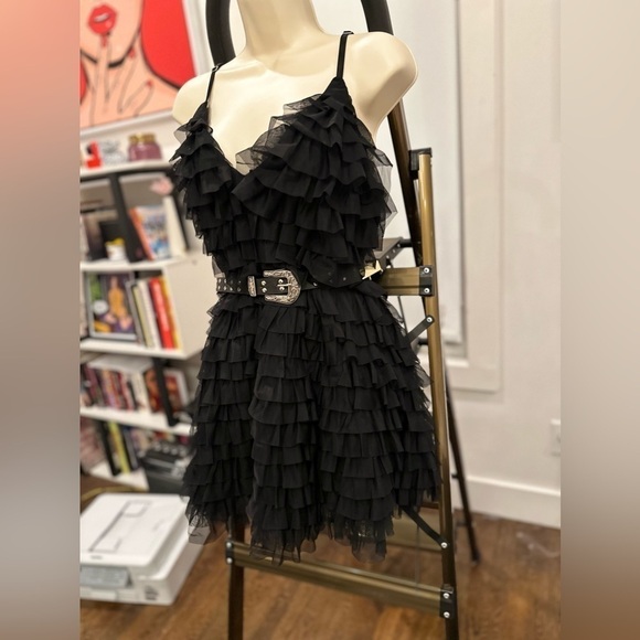 AKIRA CRAZY FOR YOU BELTED TIERED TULLE MINI DRESS IN BLK NWT LARGE - Picture 6 of 7